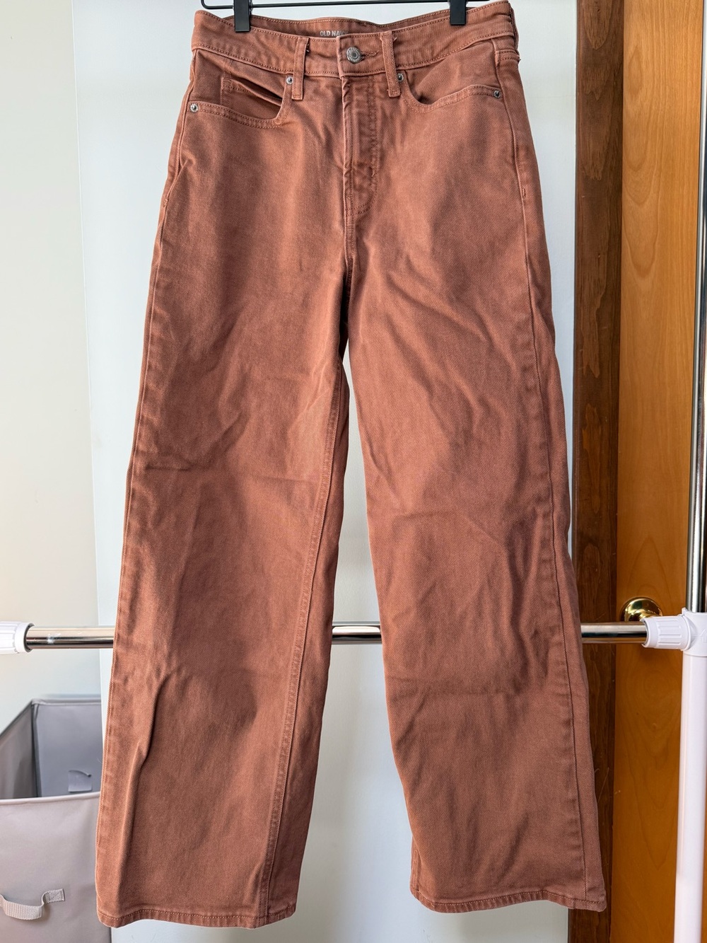 Size 4P Old Navy Extra High Waisted Wide Leg Jeans Brown Rust “Rare Earth” Color